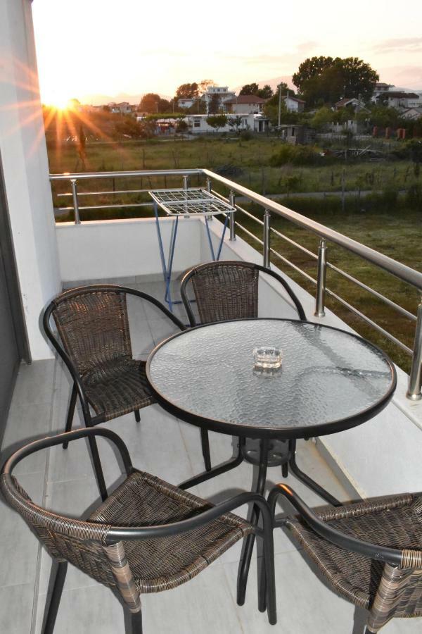 Flo Apartments Ulcinj Exterior photo