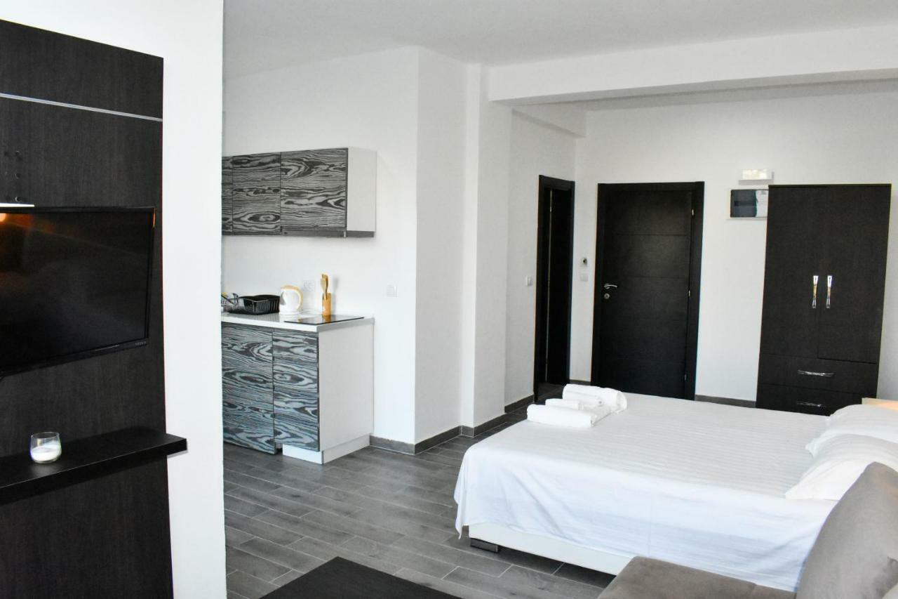 Flo Apartments Ulcinj Exterior photo